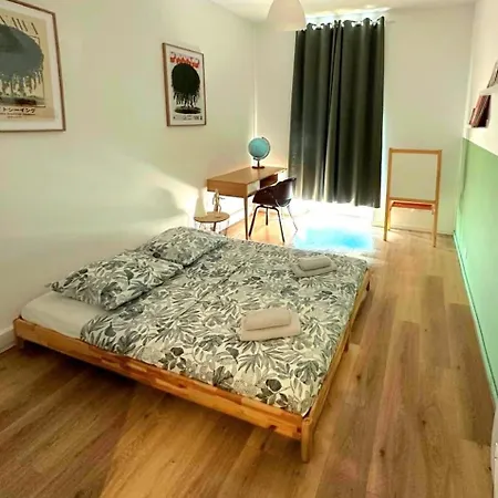 Heart Of Beautiful 3 Bedrooms *